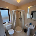 Lakeside Townhouse - Homely & Modern Killaloe
