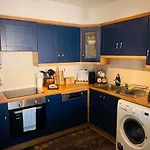 Apartman Lakeside Townhouse - Homely & Modern Killaloe