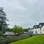 Apartman Lakeside Townhouse - Homely & Modern