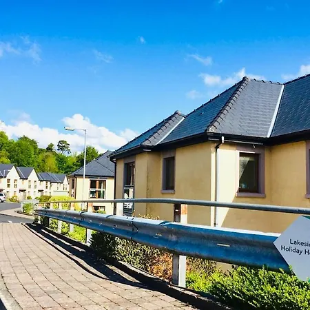 Lakeside Townhouse - Homely & Modern Killaloe