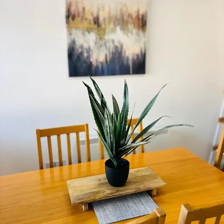 Appartamento Lakeside Townhouse - Homely & Modern Killaloe